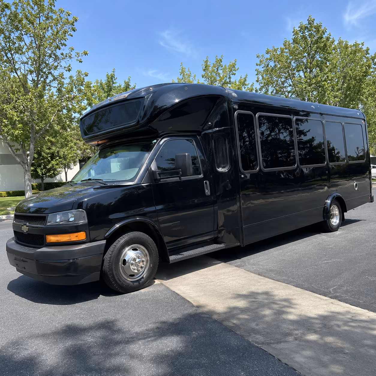 bus rentals for evening convention events and off site dinners in seattle