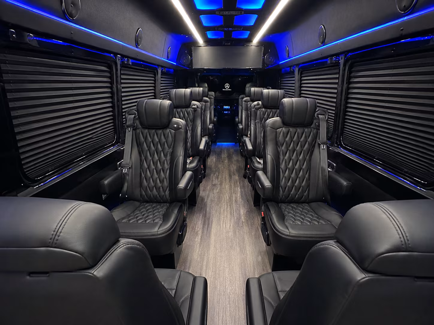 find and book transportation for your next airport transfer 3