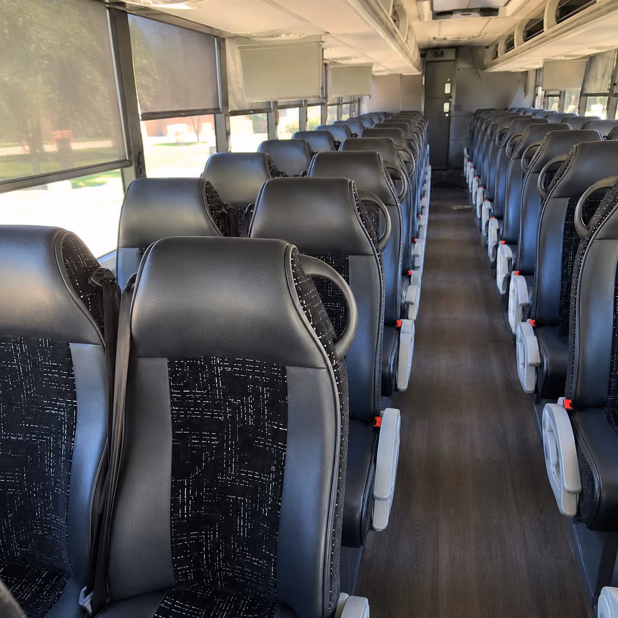 find and book transportation for your next bachelor or bachelorette party 1