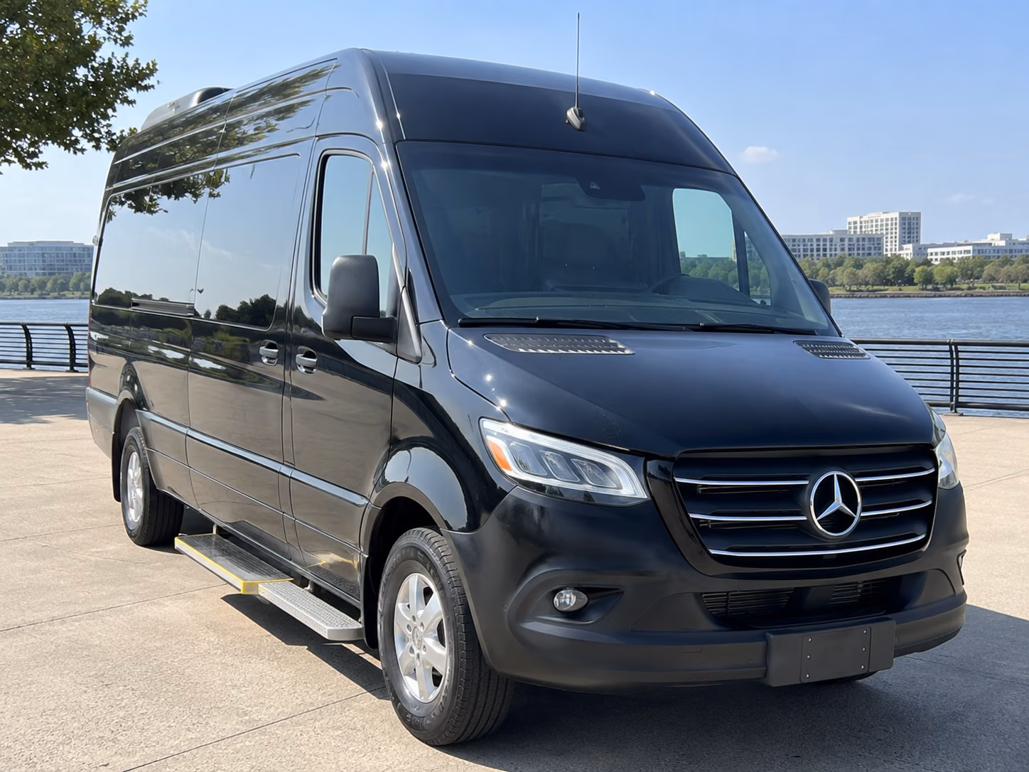 find and book transportation for your next concert or music festival 4