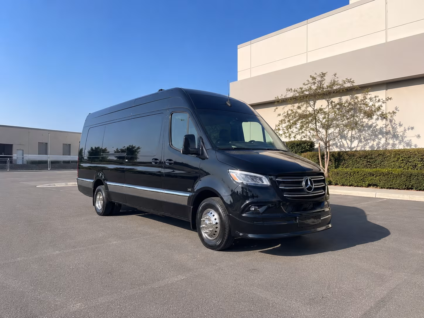 find and book transportation for your next convention or trade show 3