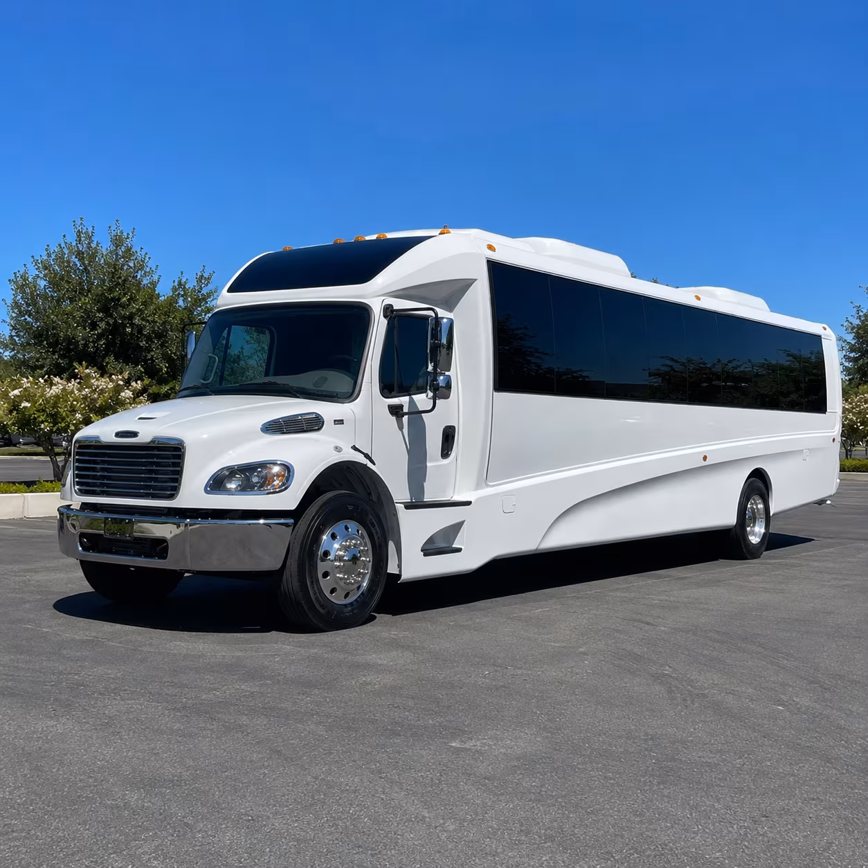 minibus rentals for bellevue convention shuttles across lake washington