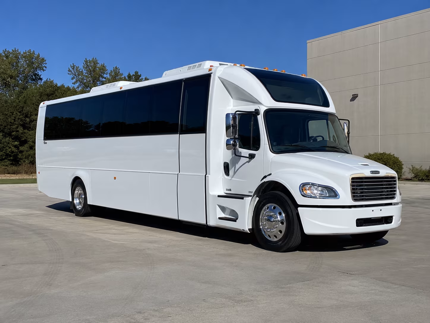 seattle 28 passenger party bus