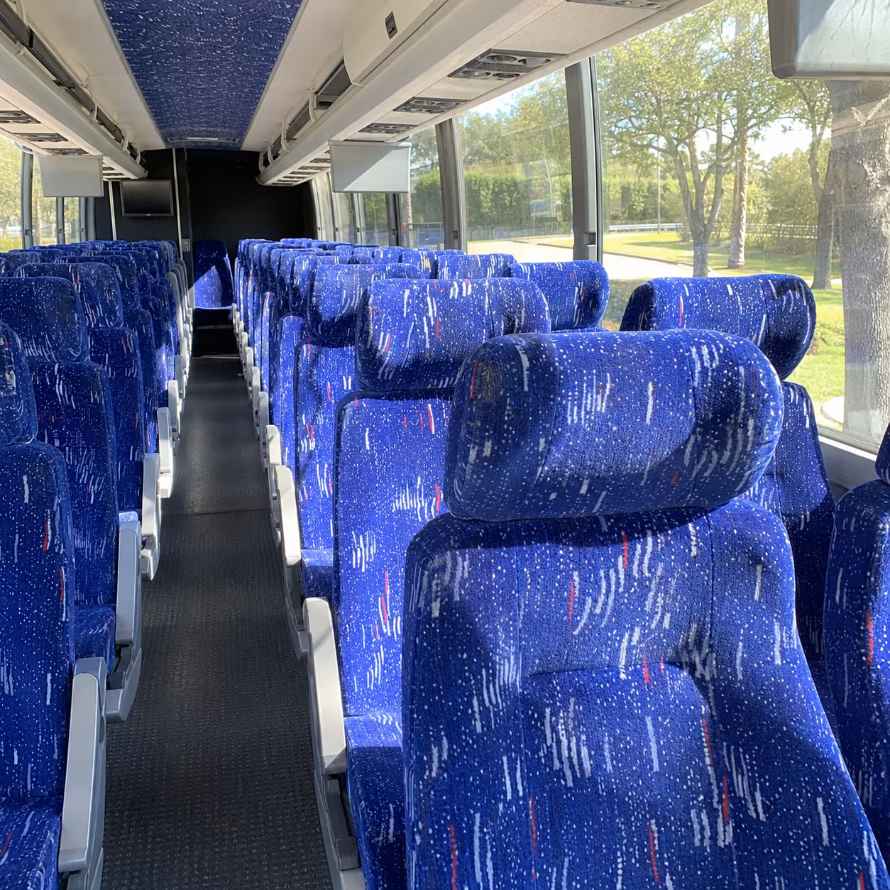 seattle alaska cruise ship charter bus rental