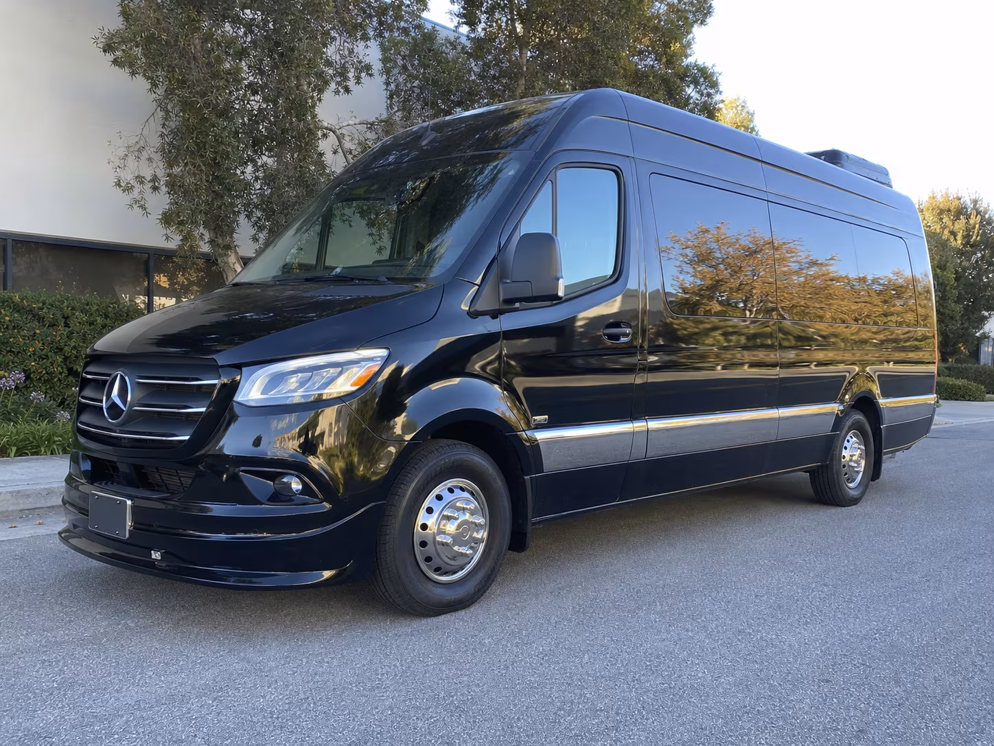 sprinter vans for intimate seattle prom groups