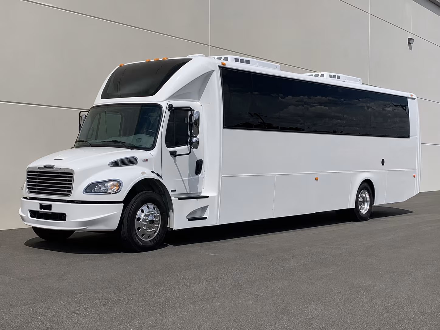 sweet 16 and quinceanera party buses built around your seattle celebration